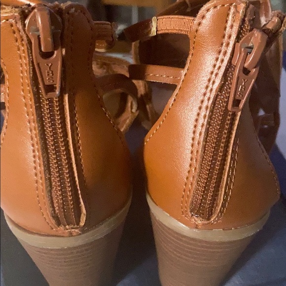 Merona Woven Leather Brown Sandals w Heel, 6.5 - Picture 8 of 9